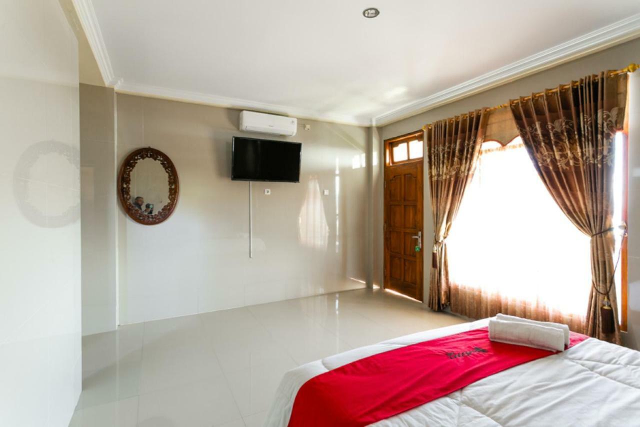 Reddoorz Near Parangtritis Beach Екстер'єр фото