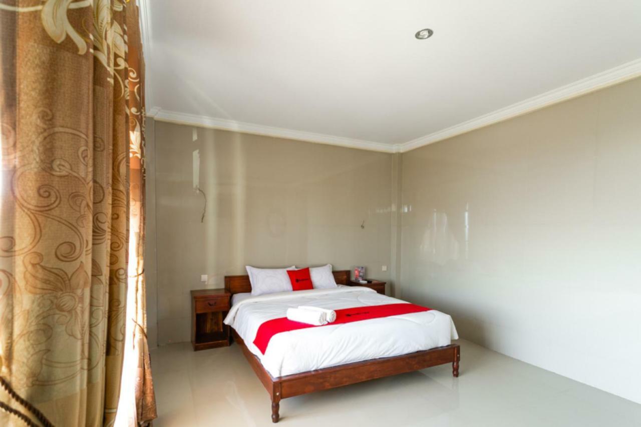 Reddoorz Near Parangtritis Beach Екстер'єр фото