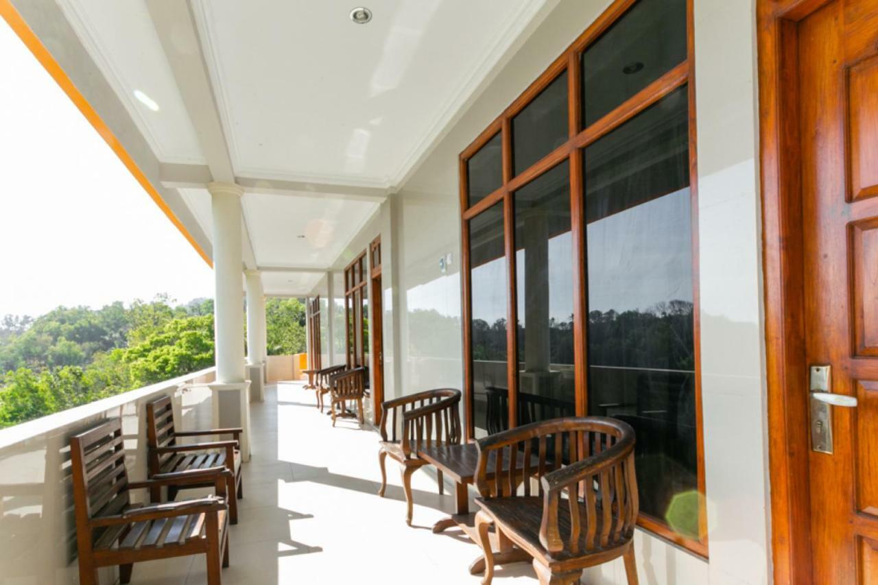 Reddoorz Near Parangtritis Beach Екстер'єр фото
