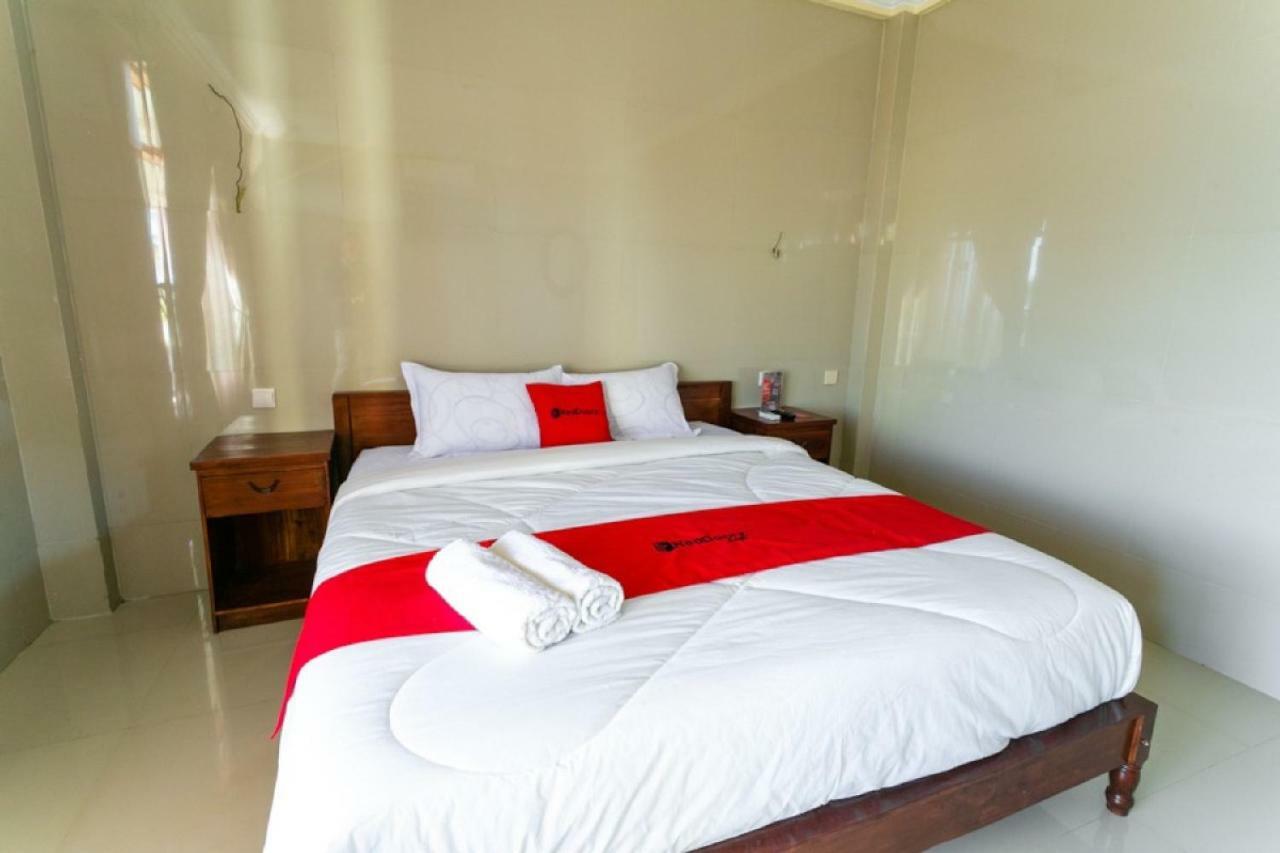 Reddoorz Near Parangtritis Beach Екстер'єр фото