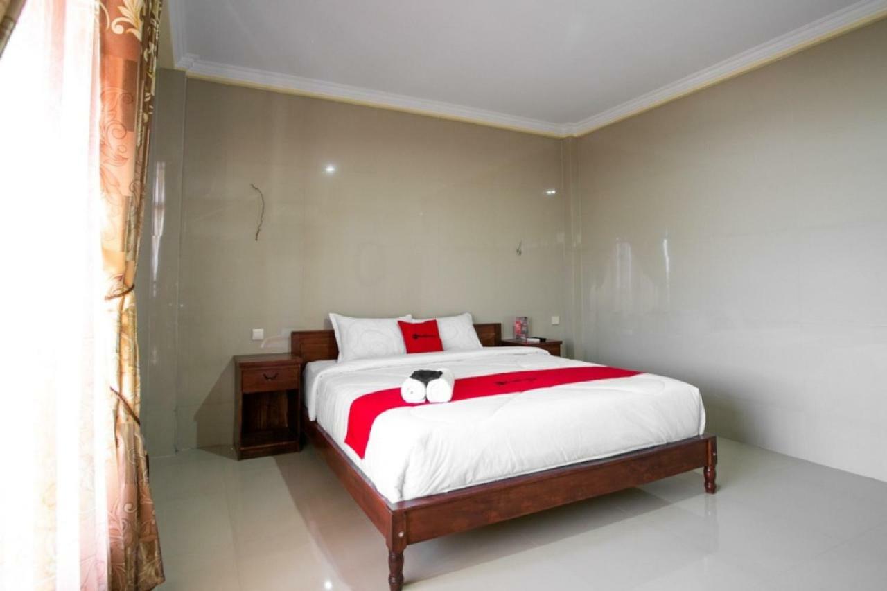 Reddoorz Near Parangtritis Beach Екстер'єр фото
