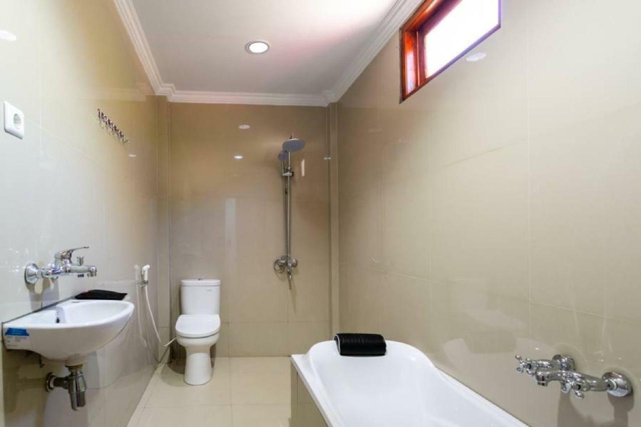 Reddoorz Near Parangtritis Beach Екстер'єр фото
